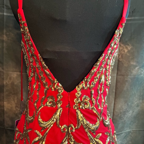 Abby Paris NWT Red and Gold Mini Formal Dress   Size 4 - Picture 5 of 8